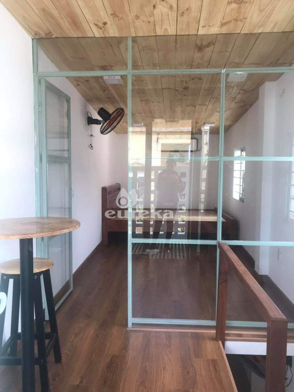 Apartment For Rent In  Pham Van Dong